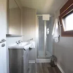 & 营地 *
